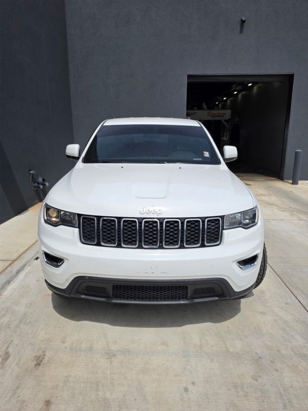 Used 2021 Jeep Grand Cherokee Laredo SUV