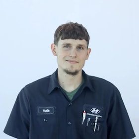 Staff member Austin Hamilton from ID_ee881f