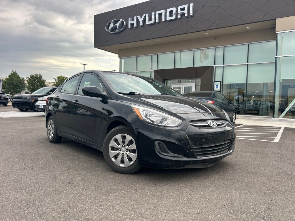 Used 2017 Hyundai Accent SE Sedan