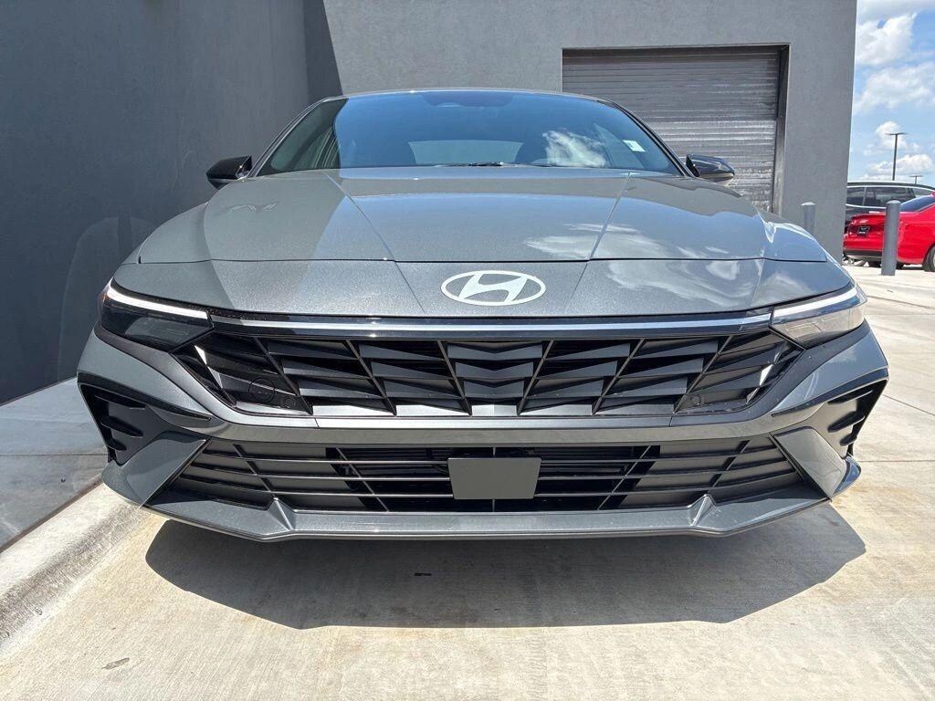 New 2026 Hyundai Elantra SEL Sport Sedan