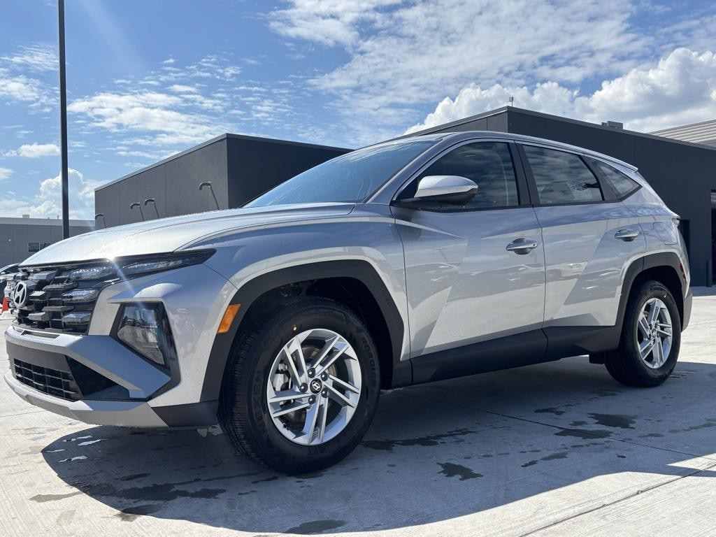 New 2026 Hyundai Tucson SE FWD SUV