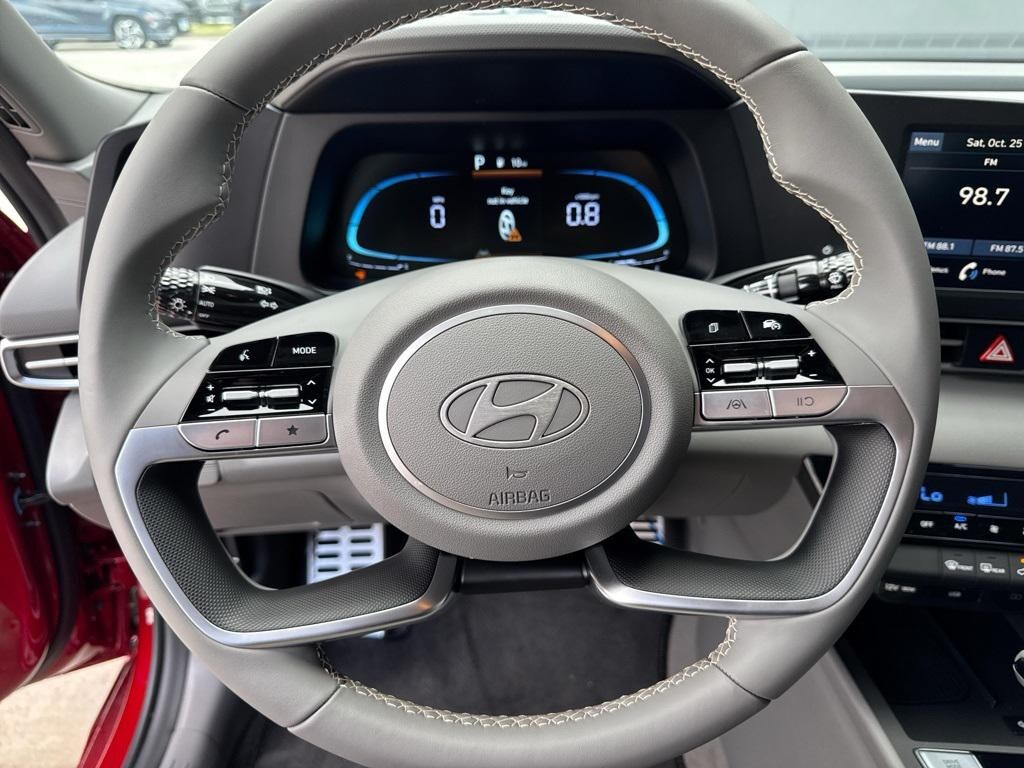 New 2025 Hyundai Elantra SEL Sport Sedan