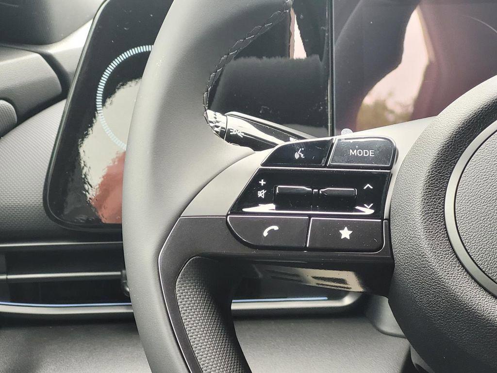 2025 Hyundai Elantra Blue - Photo 14