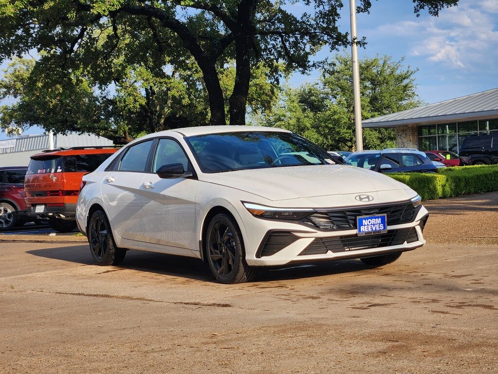 New 2026 Hyundai Elantra SEL Sport Sedan