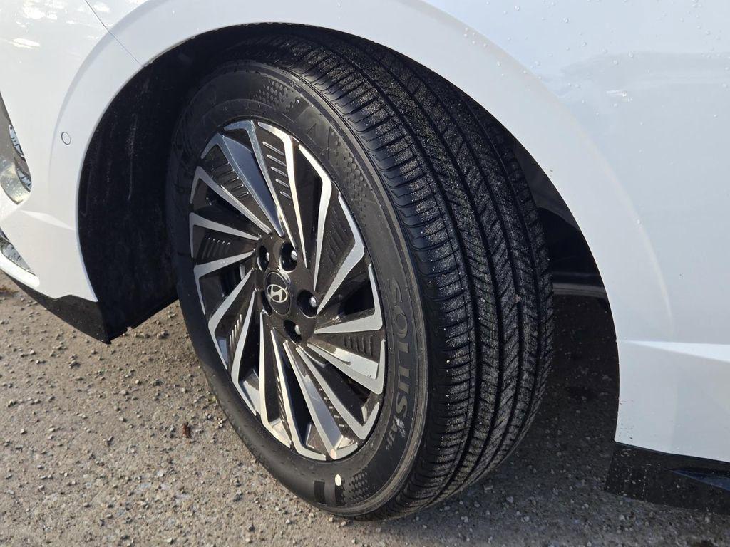 2025 Hyundai Sonata Hybrid Limited - Photo 8