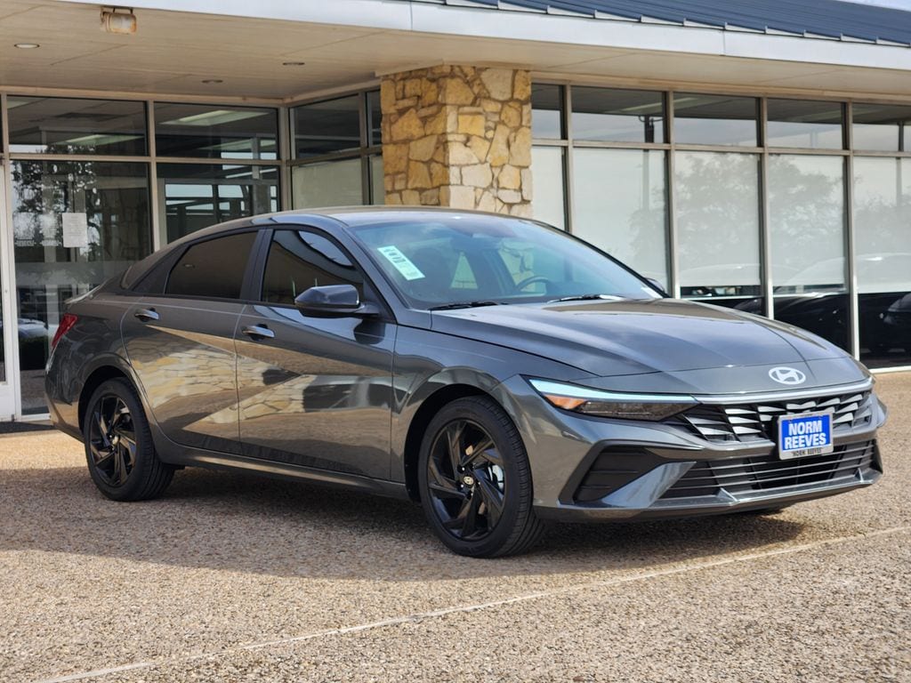 New 2026 Hyundai Elantra SEL Sport Sedan