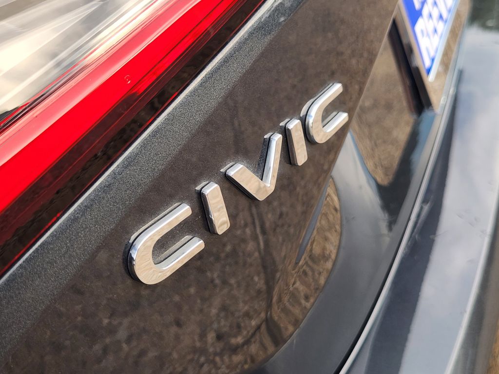 2023 Honda Civic Hatchback EX-L - Photo 8
