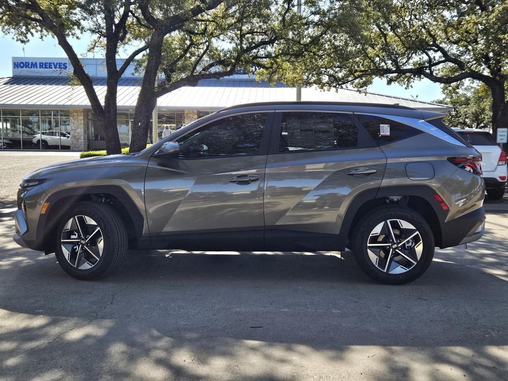 New 2026 Hyundai Tucson Hybrid SEL SUV