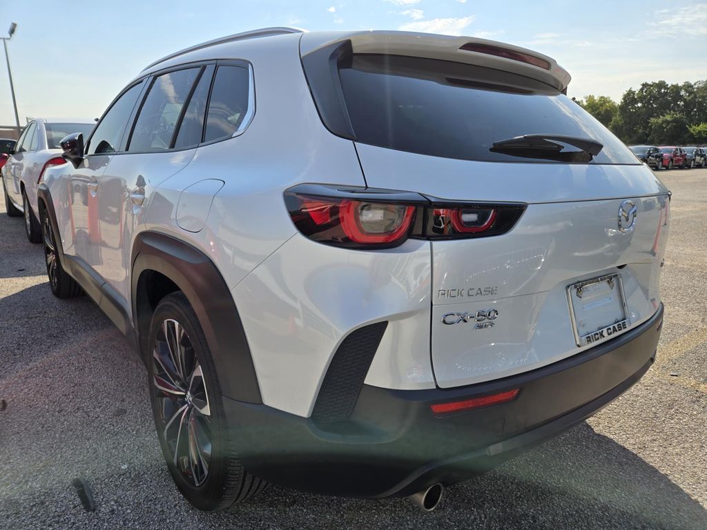 2024 Mazda CX-50 2.5 Premium Plus photo 2