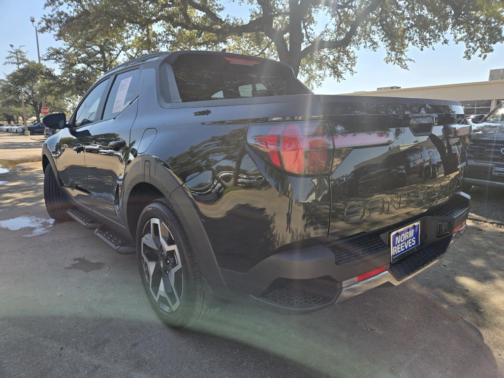 2024 Hyundai Santa Cruz Limited photo 3