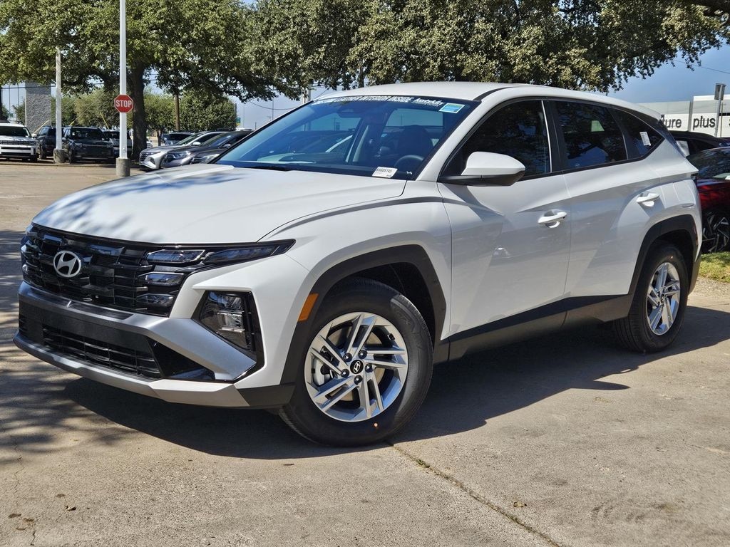New 2025 Hyundai Tucson SE SUV