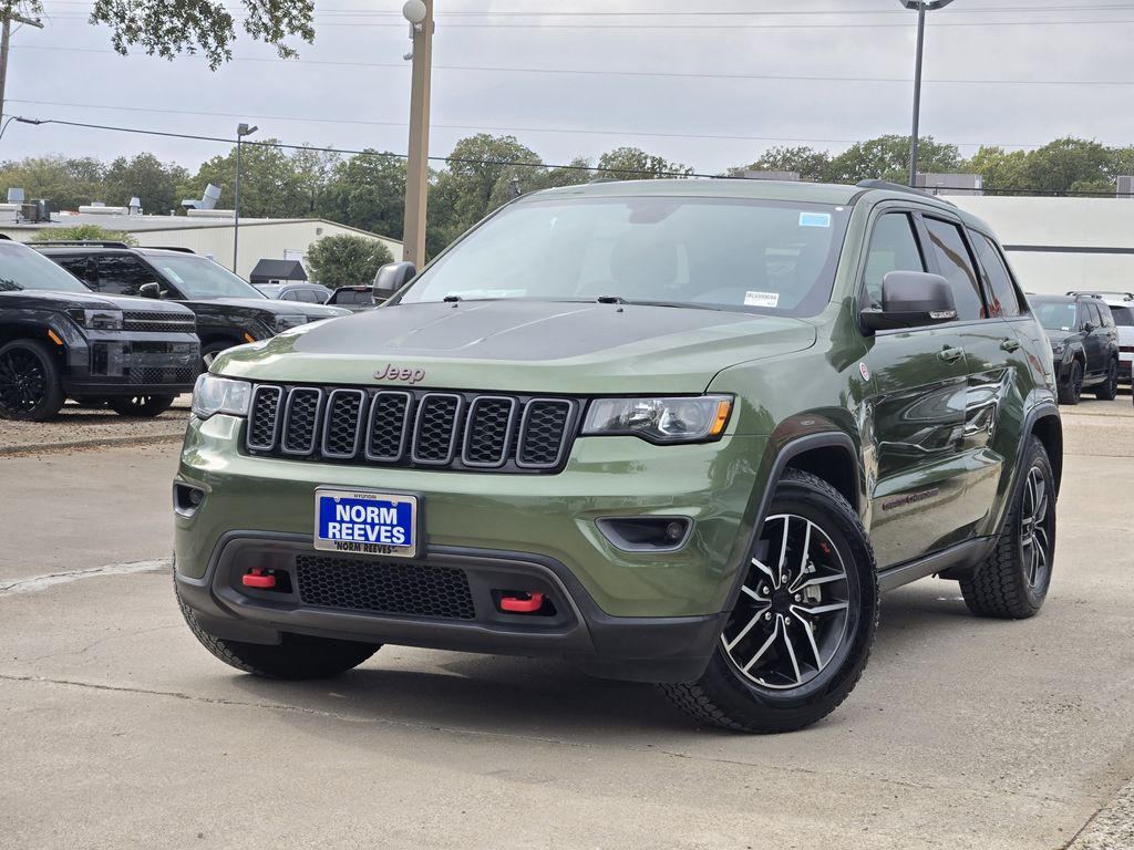 2021 Jeep Grand Cherokee Trailhawk's photo