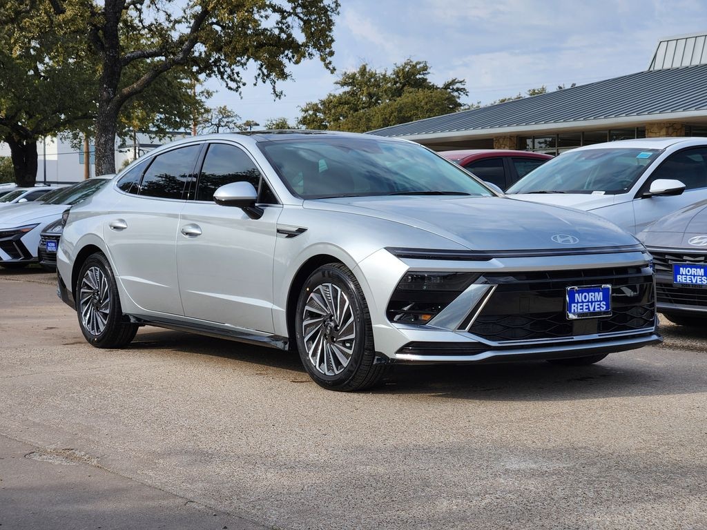 New 2026 Hyundai Sonata Hybrid SEL Sedan