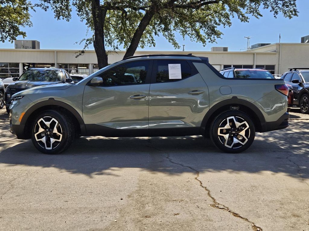 2024 Hyundai Santa Cruz Limited photo 2
