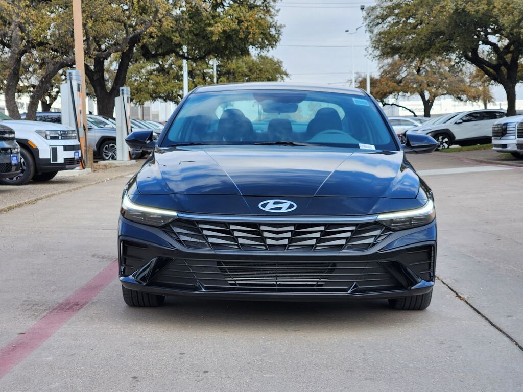 Certified 2025 Hyundai Elantra SEL Sport Sedan