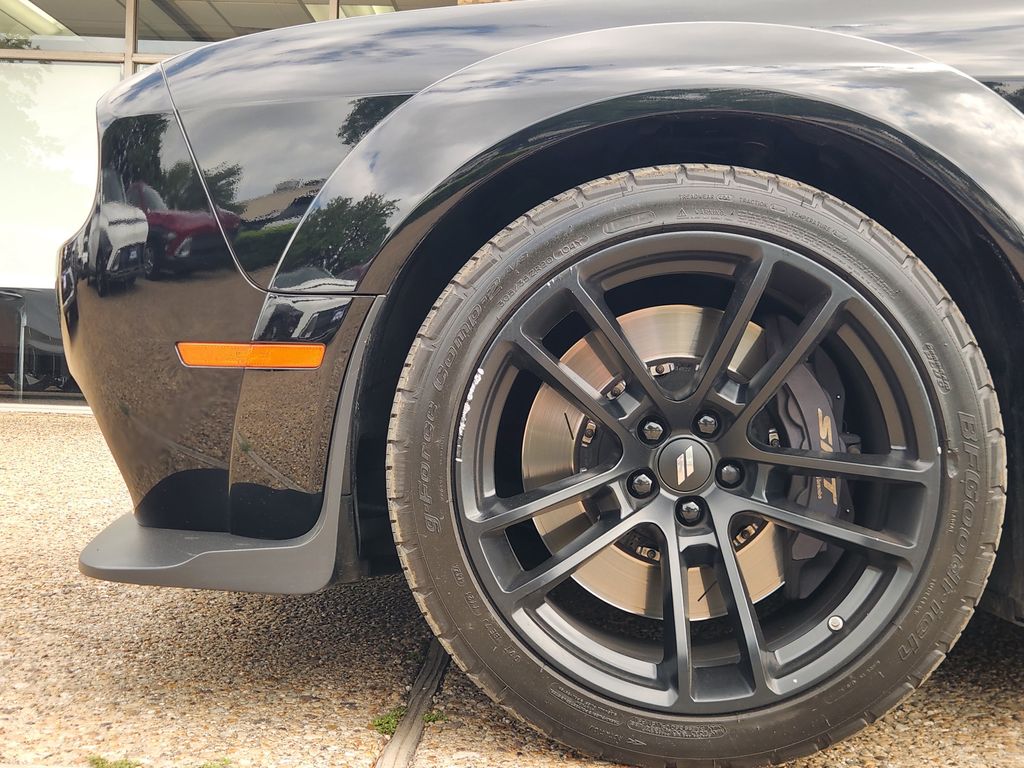 2023 Dodge Challenger R/T - Photo 11