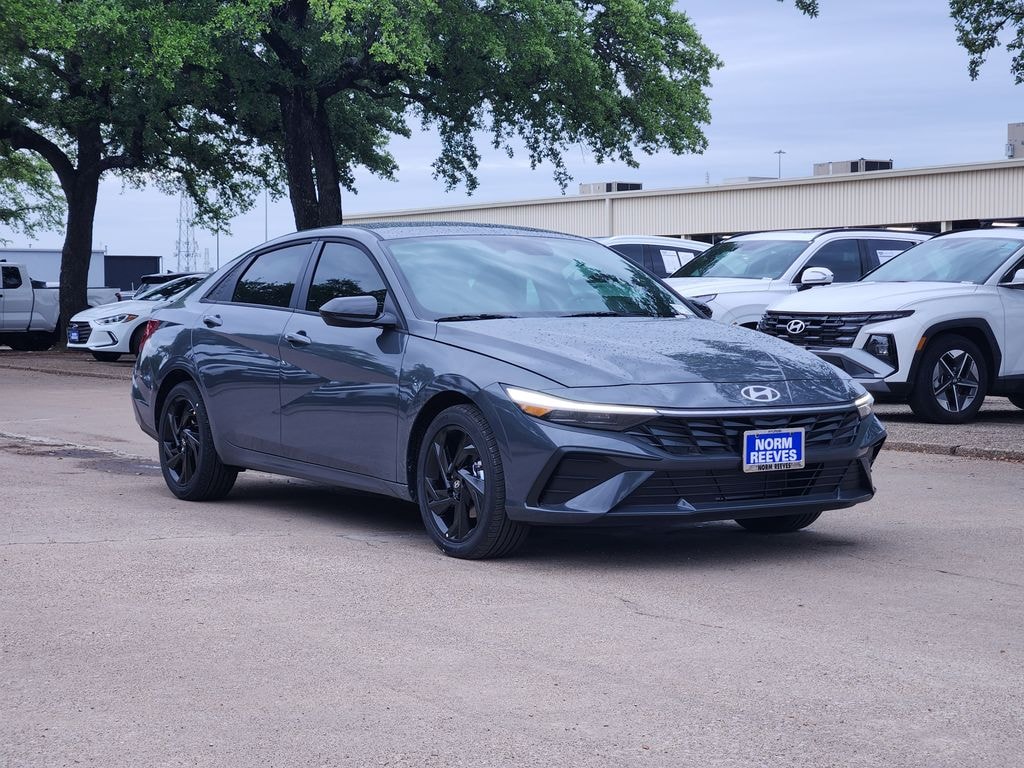 New 2026 Hyundai Elantra SEL Sport Sedan