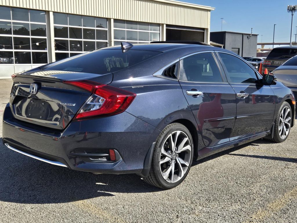 2021 Honda Civic Touring photo 3