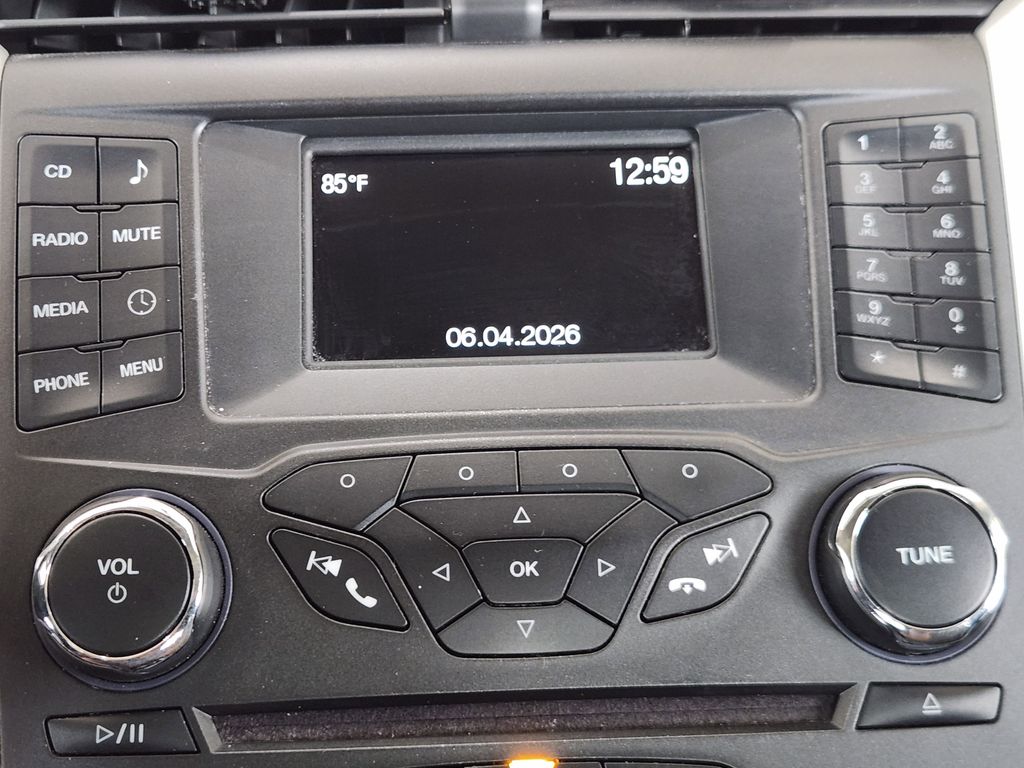 2016 Ford Fusion S - Photo 18