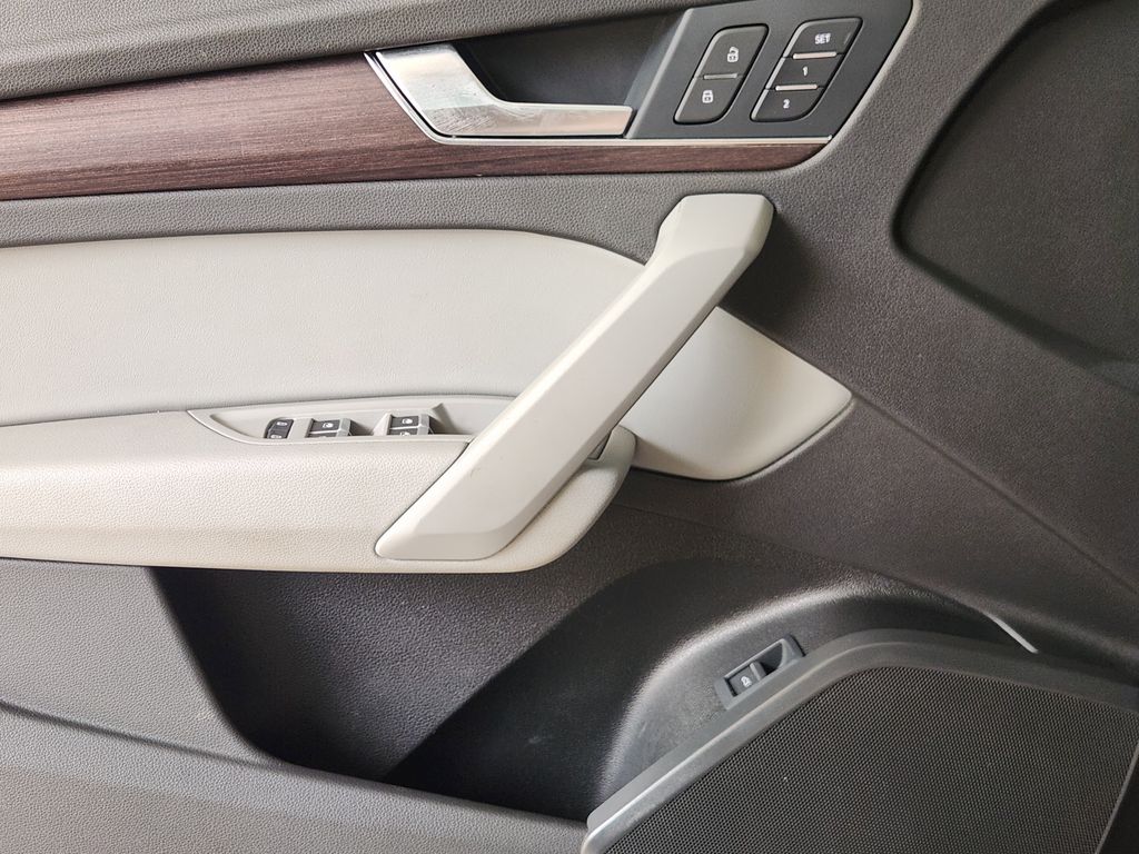 2021 Audi Q5 Premium - Photo 23