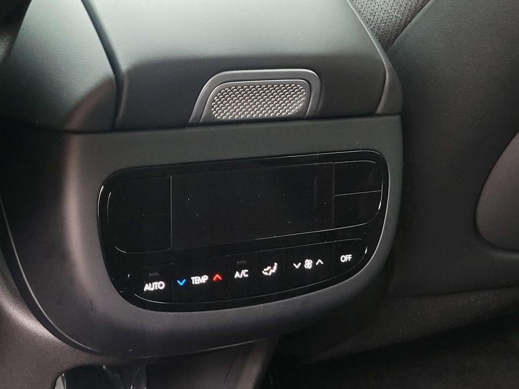 2026 Hyundai IONIQ 9 SE - Photo 18