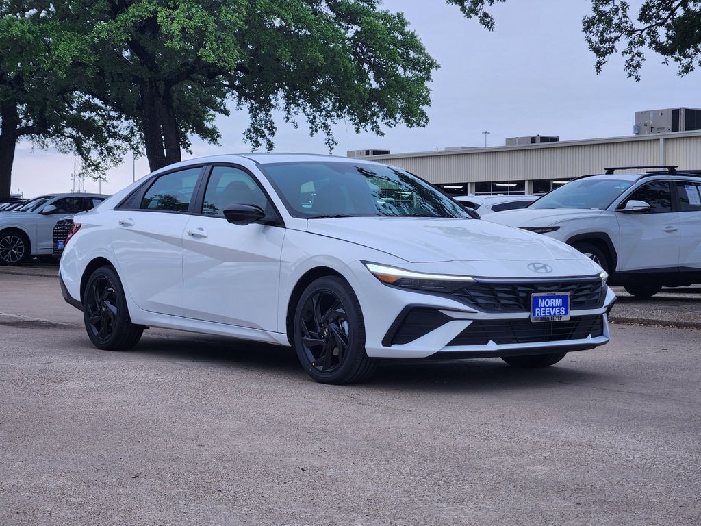 New 2026 Hyundai Elantra SEL Sport Sedan