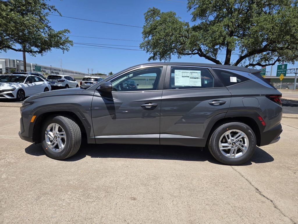 New 2025 Hyundai Tucson SE SUV