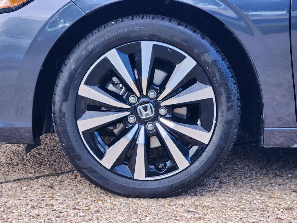 2023 Honda Civic Hatchback EX-L - Photo 11