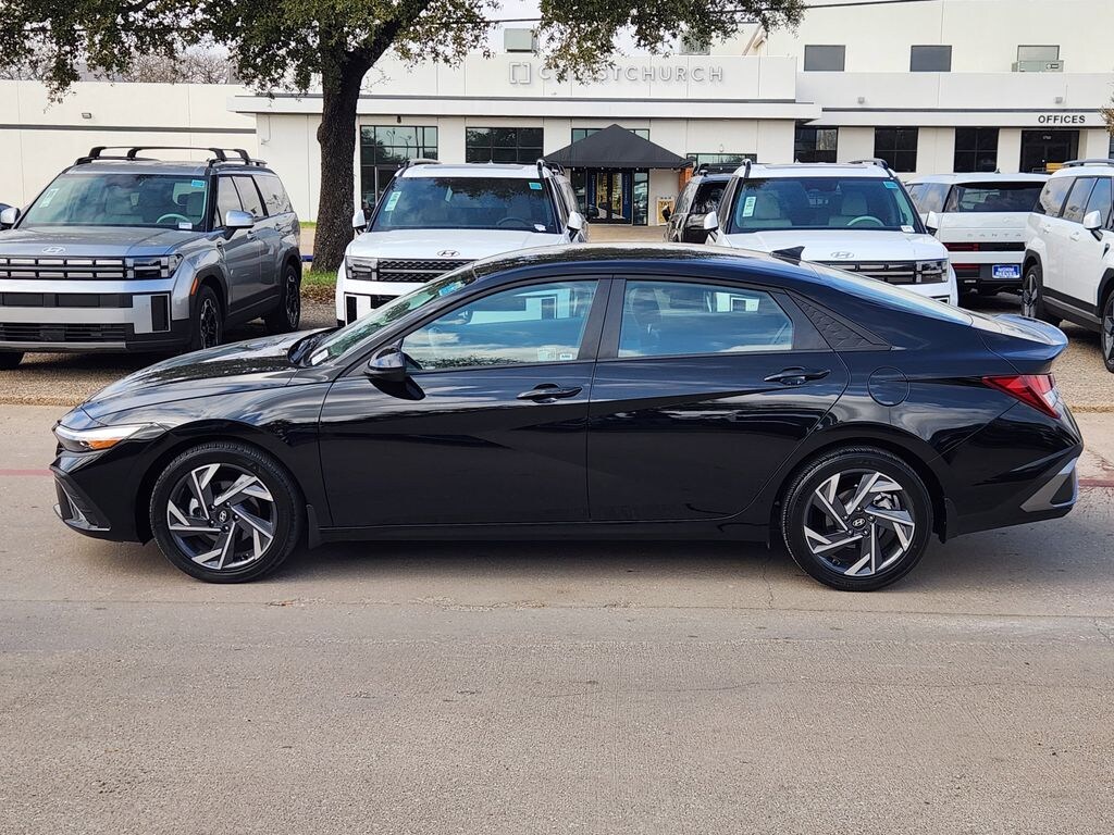 Certified 2025 Hyundai Elantra SEL Sport Sedan