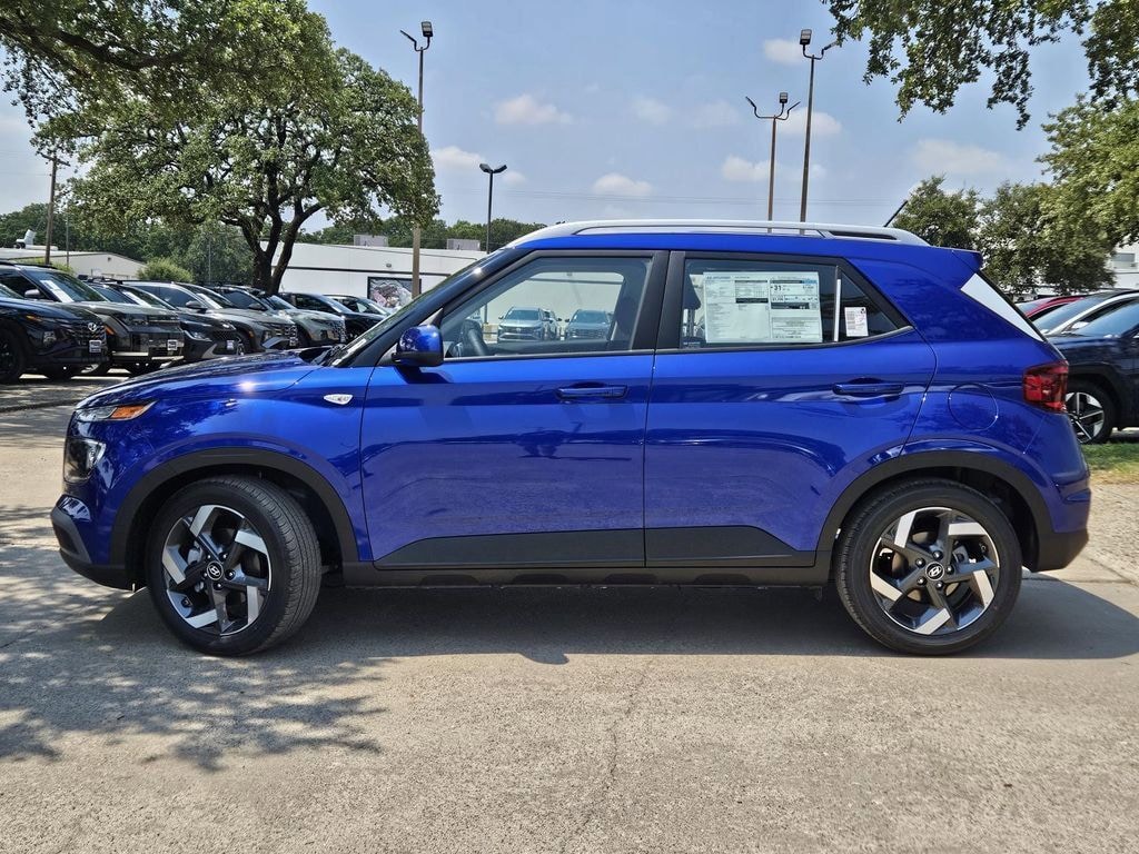 New 2025 Hyundai Venue SEL SUV