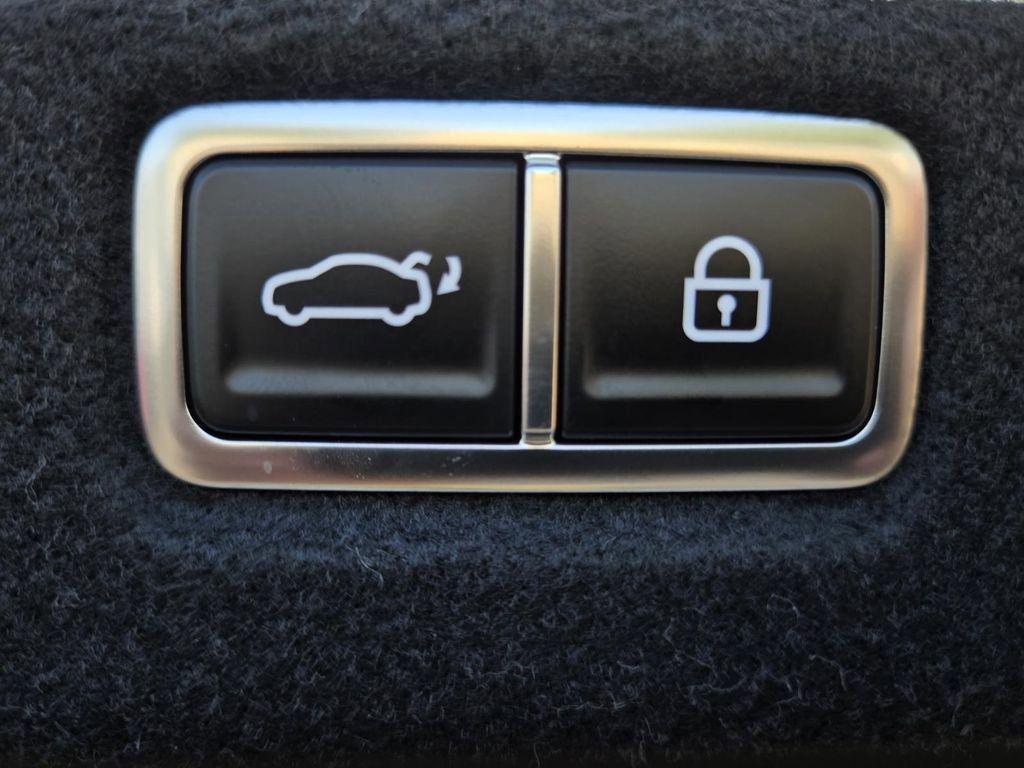 2025 Hyundai Sonata Hybrid Limited - Photo 14