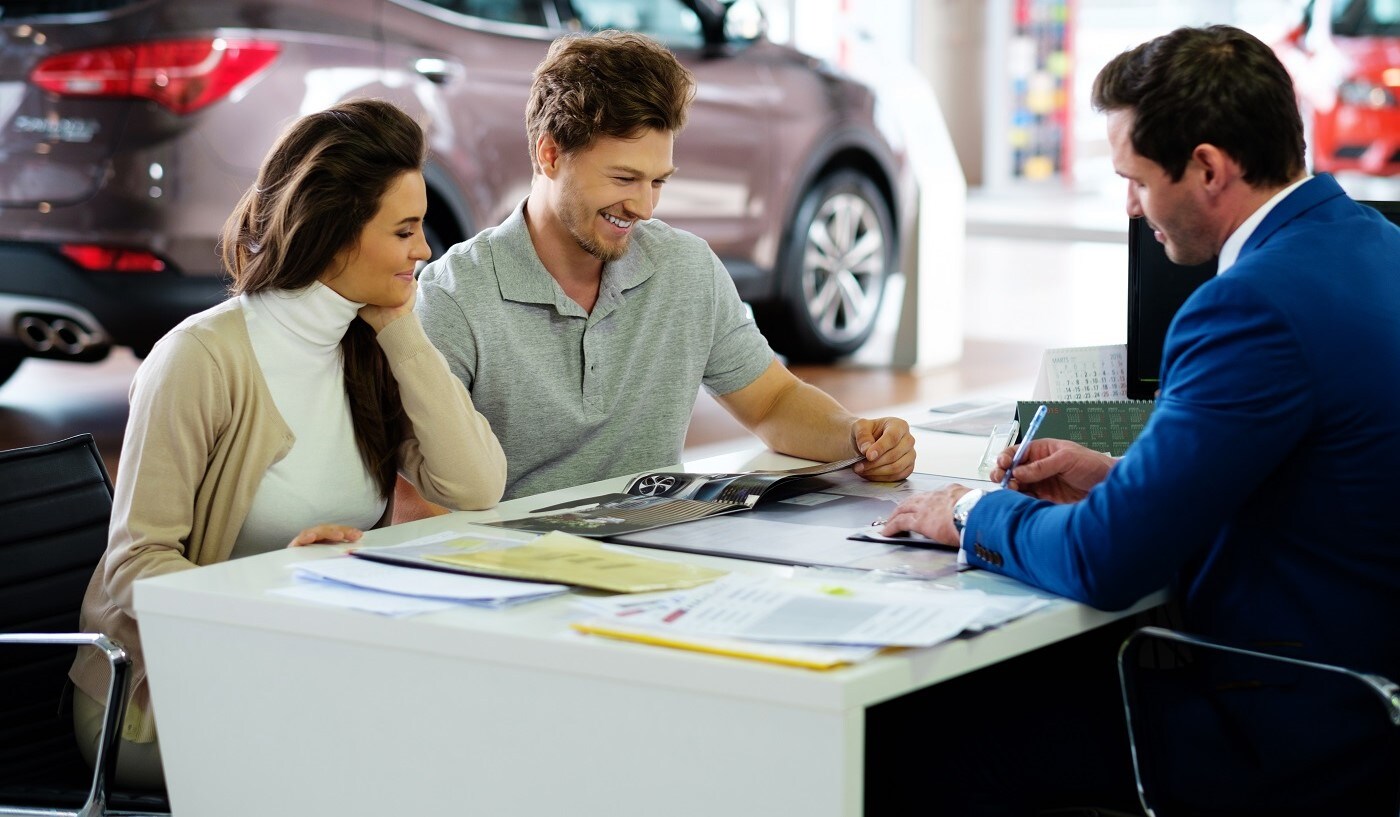 Family financing a Hyundai hybrid vehicle in Arlington, TX
