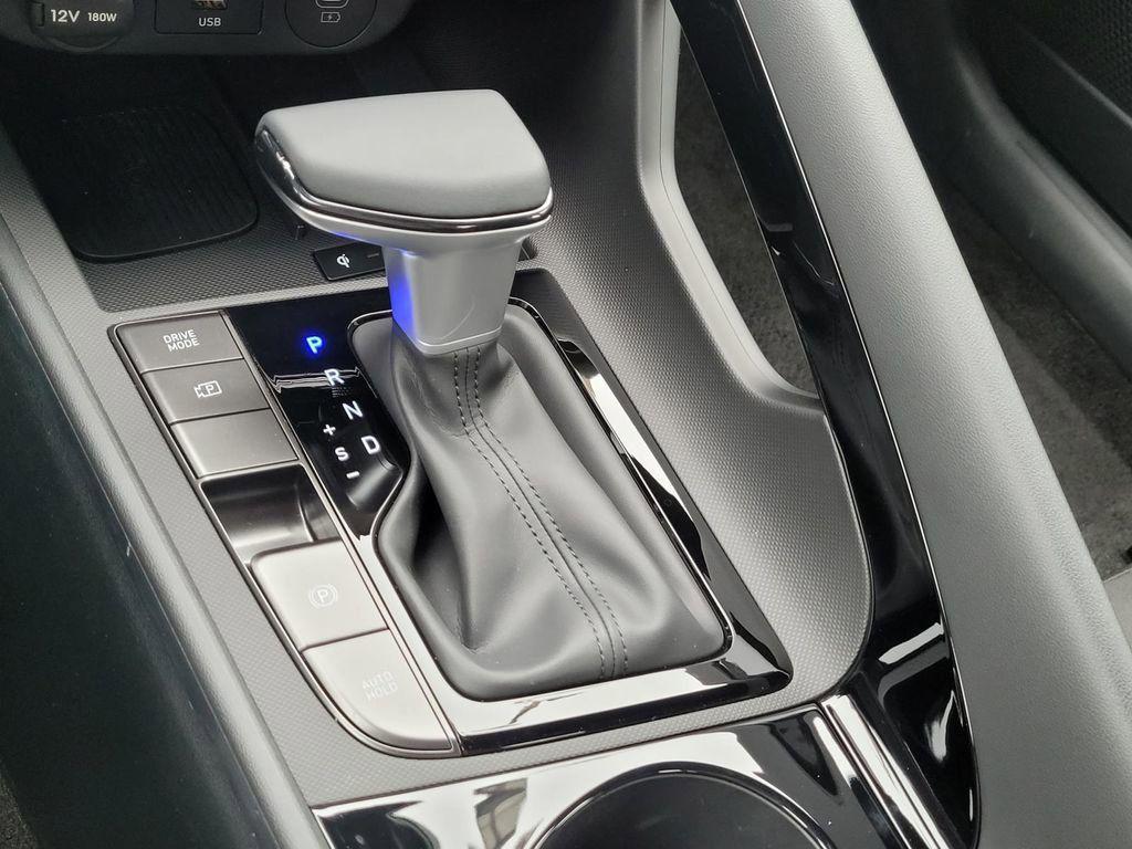 2025 Hyundai Elantra Blue - Photo 30