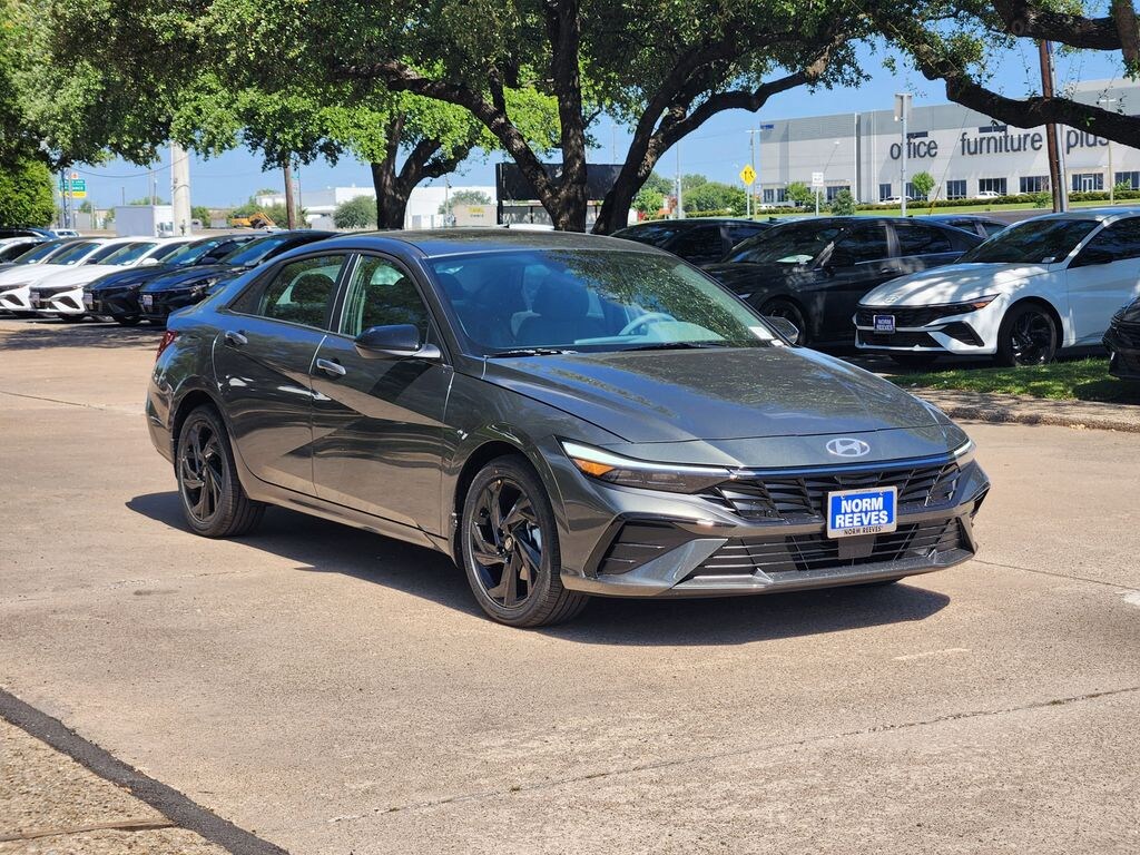 New 2026 Hyundai Elantra SEL Sport Premium Sedan