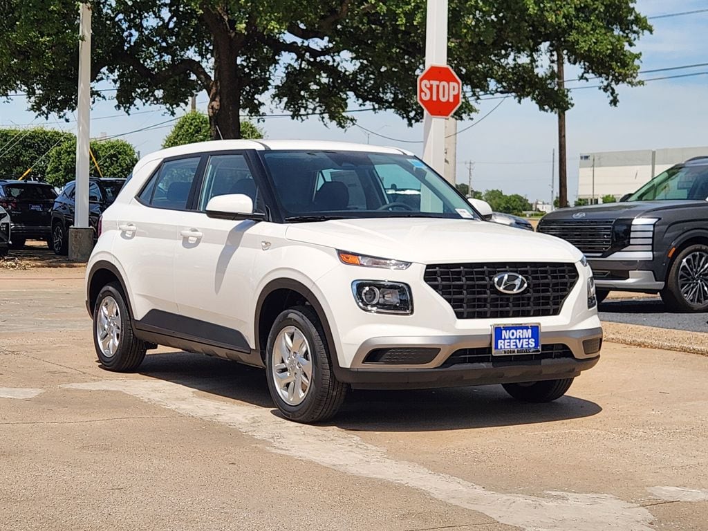 New 2026 Hyundai Venue SE SUV