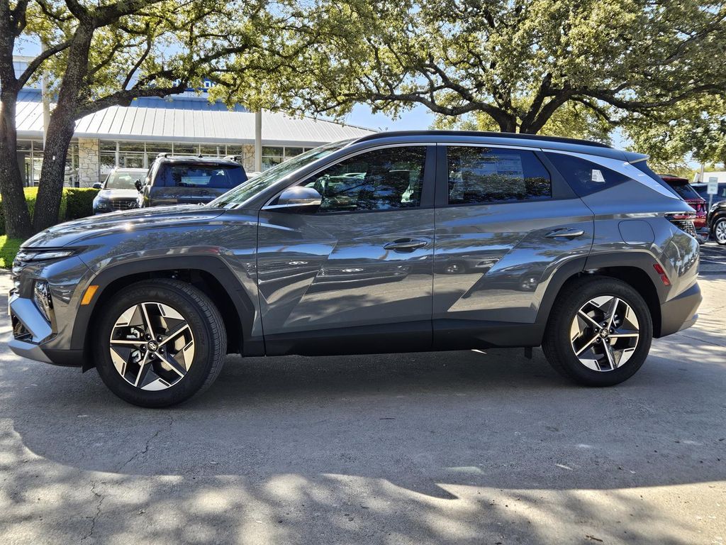 2026 Hyundai Tucson SEL Convenience photo 2