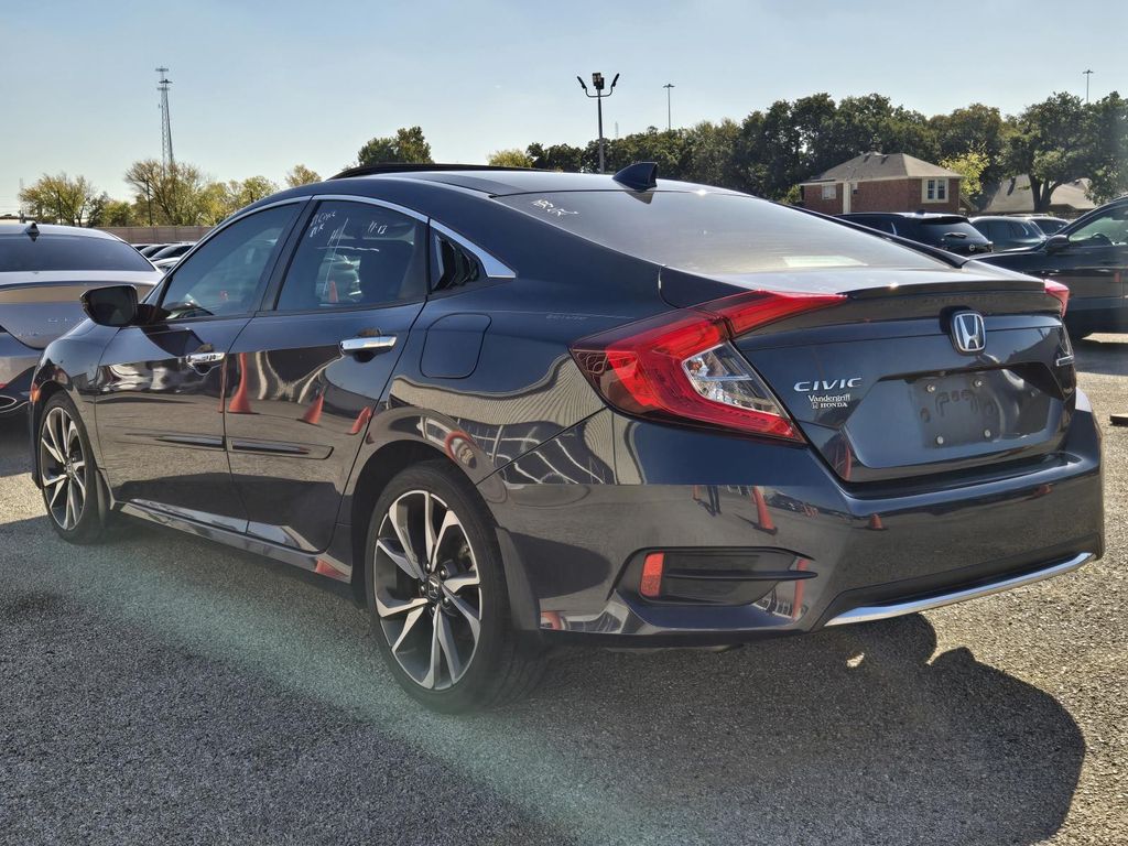 2021 Honda Civic Touring photo 2