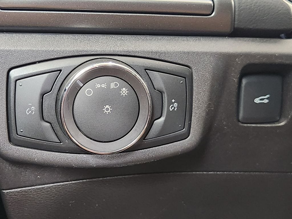 2016 Ford Fusion S - Photo 21