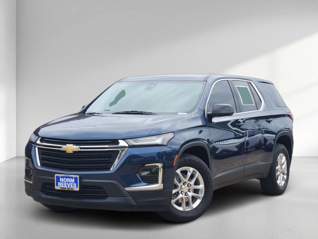 Used 2023 Chevrolet Traverse LS SUV