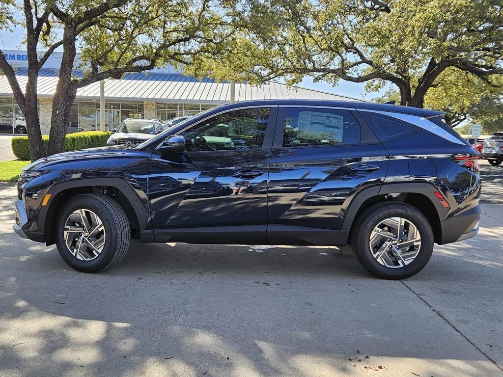 New 2026 Hyundai Tucson Hybrid Blue SE SUV