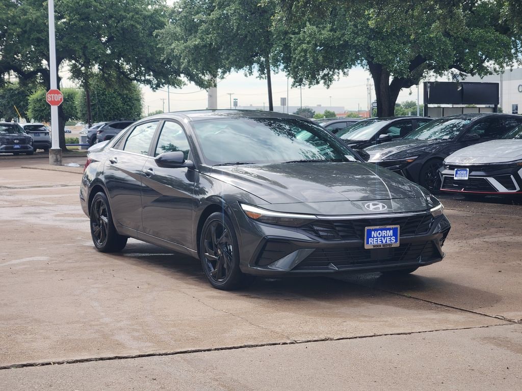 New 2026 Hyundai Elantra SEL Sport Premium Sedan