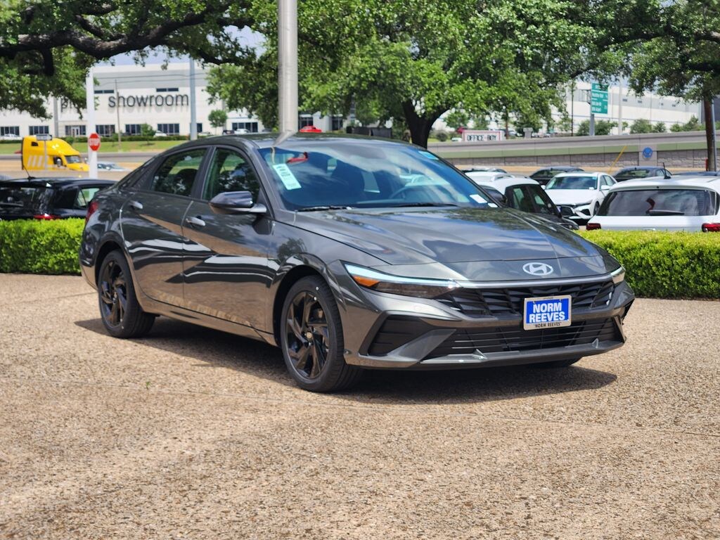 New 2026 Hyundai Elantra SEL Sport Sedan