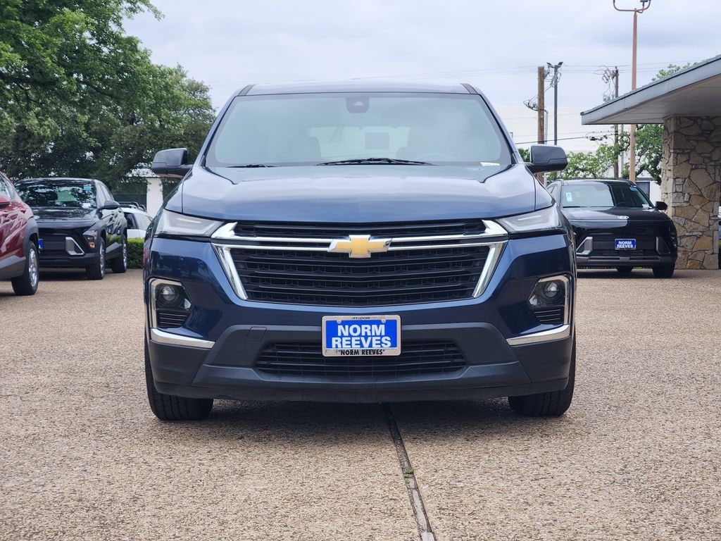 Used 2023 Chevrolet Traverse LS SUV