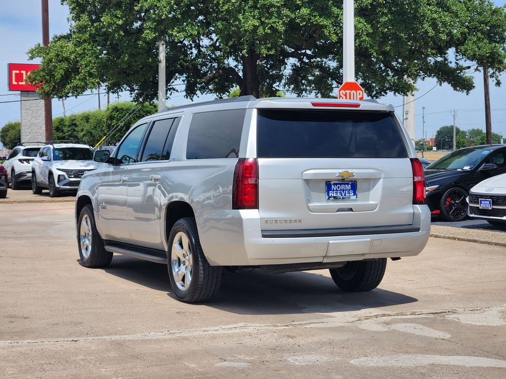 2016 Chevrolet Suburban LT - Photo 7