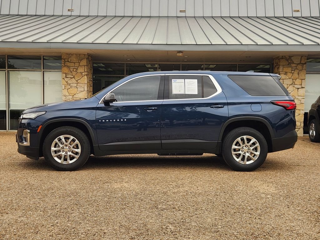 Used 2023 Chevrolet Traverse LS SUV