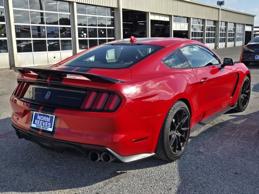 2020 Ford Mustang Shelby GT350 photo 3