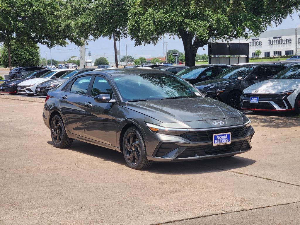 New 2026 Hyundai Elantra SEL Sport Sedan