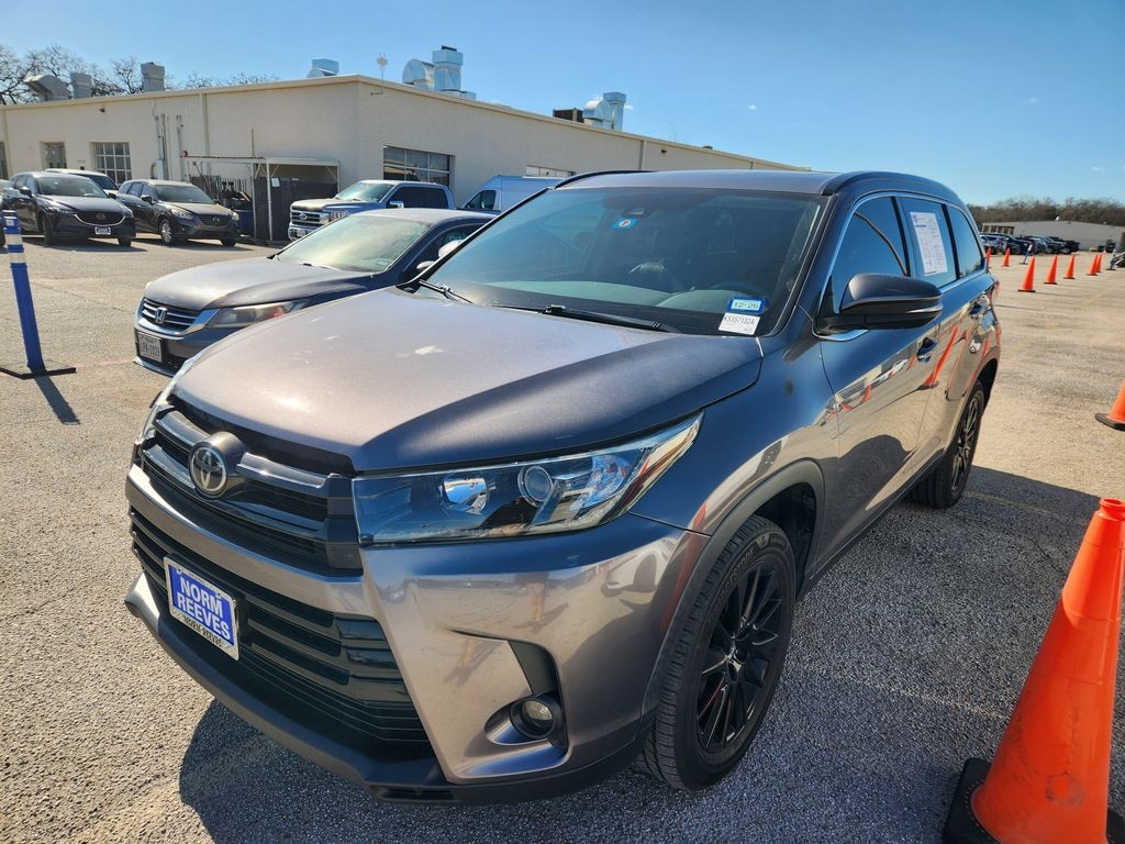 Used 2019 Toyota Highlander SE SUV