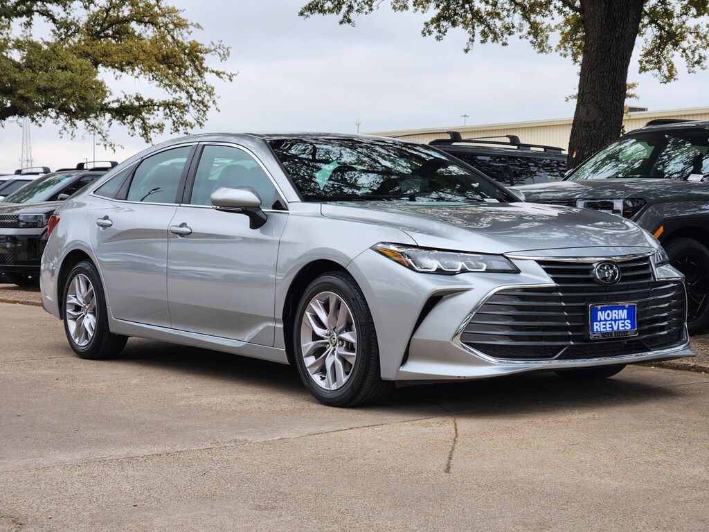 Used 2020 Toyota Avalon XLE Sedan