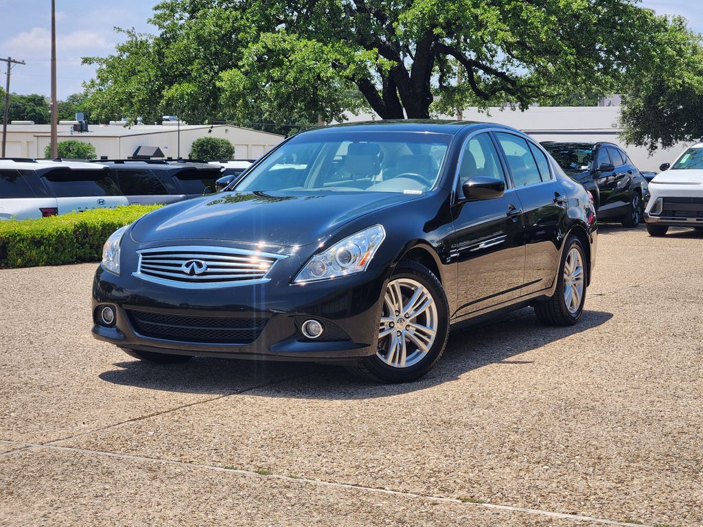 2015 INFINITI Q40 3.7 AWD's photo